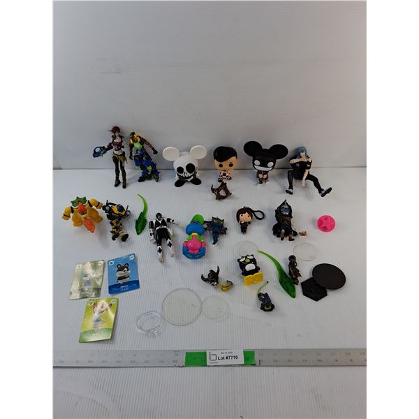 Figurines/Keychains- Deadmau5, Bob's Big Boy, Borderlands, Misc.
