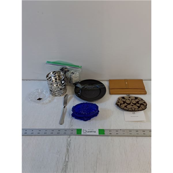Assorted  - Womens Wallet  (Coach) , Ring/Jewelry Glass, Thread, Plate