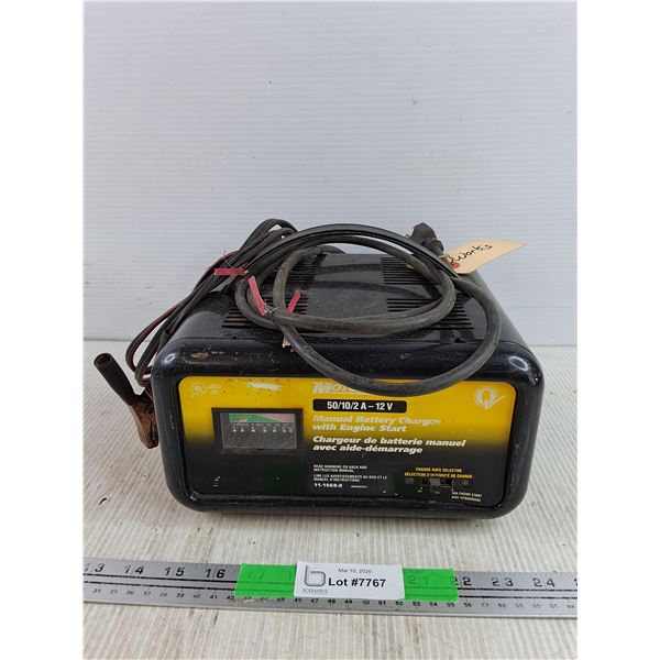 Motomaster Manual Battery Charger w/ Engine Start - Consignor Said Works