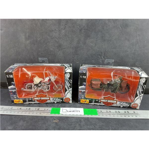 (2) Maisto 1:18 Scale Harley Davidson Motorcycles