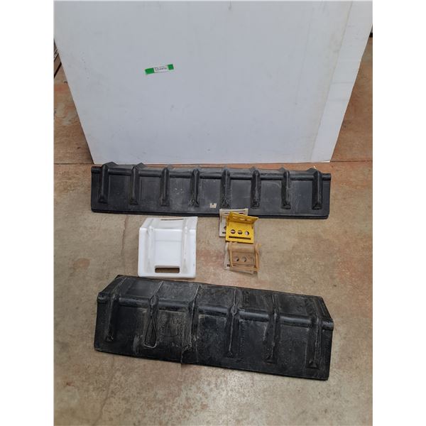 *(10) Plastic Corner Caps for Load Securement 46" x 8", 34" x 8", 5" x 5"