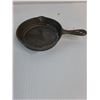 Image 4 : (3) Tea Light Holders and (1) Mini Cast Iron Frying Pan-4"