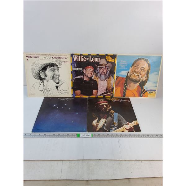 (5) Record Albums Featuring Willie Nelson