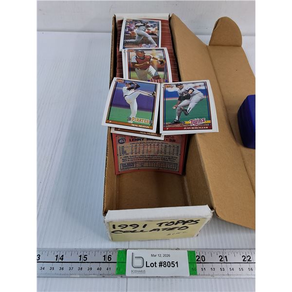 Box of 1991 Topps Baseball Cards