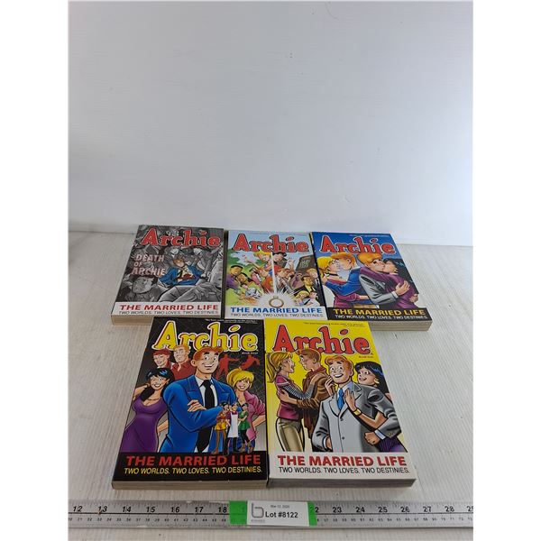 (5) Archie Comic Books- The Married Life