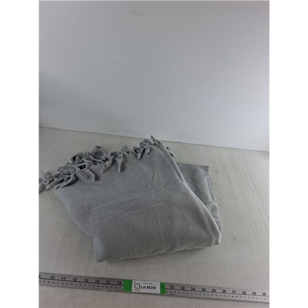 Grey Fleece Throw 56" x47"
