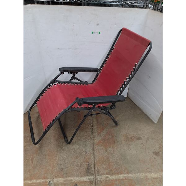 *Foldable Reclining Patio Chair, Cannot Ship