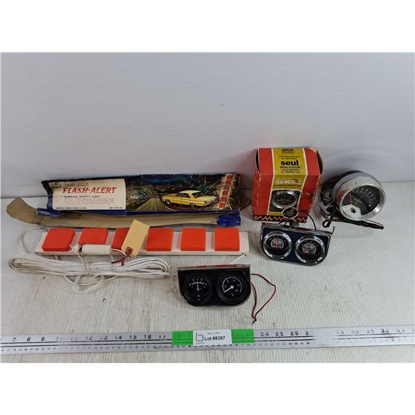 Vintage Flash Alert Blinking Safety Light, Oil Pressure, Water Temp & Amp Gauges, 8000 RPM Tach