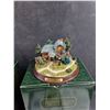 Image 5 : (2) Thomas Kinkade Lighted Cottage Collection - Everetts Cottage & Heather's Hutch
