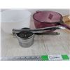Image 5 : 9" Milk Glass Bowl, Amber Glass Frying Pan, Pink Glass Pot, Hand Press Juicer - PICK UP