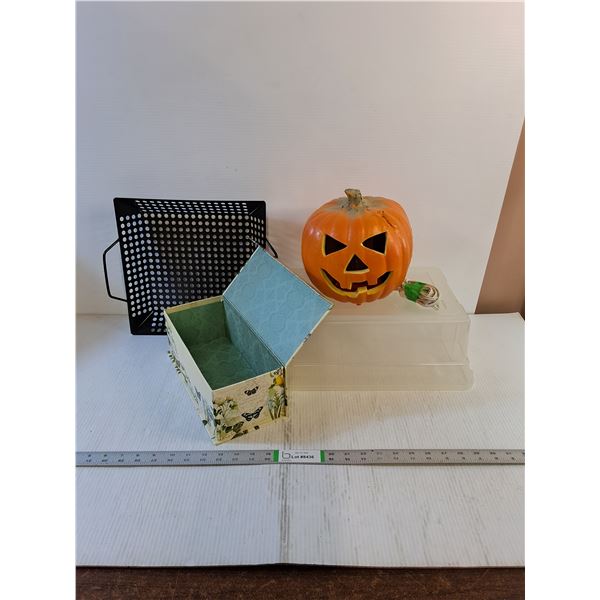 Assorted  - Decor,  Storage Bin (No Lid), Jack-O-Lantern (Powers On)