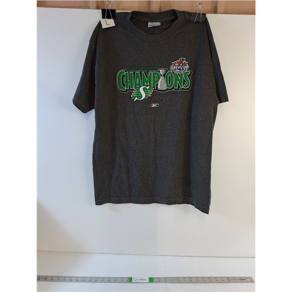 T-Shirts- Rider 2007 (Large) Woodys Grill (XL)