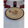 Image 2 : Assorted Decor - Plate, Jug, Horse Sculptures 9" Tall