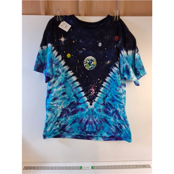 (1) T-Shirt  - Tie-Dye 'Planet' Design (Size  2XL)