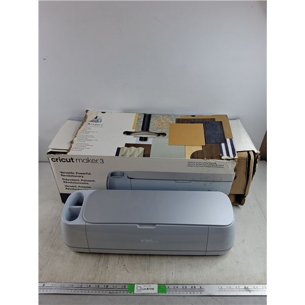 Cricut Maker 3 ( as is, cannot ship, might need a new belt) - PICK UP