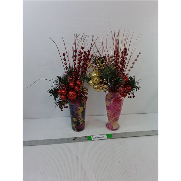 Glass Vases & Artificial Berries/Flowers 17" - PICK UP