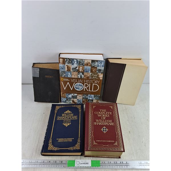 Books - William Shakespeare, Bijbel, Visual History of the World