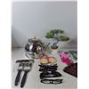 Image 2 : Tea Kettle, Artificial Tree Plant, Paint Brush, Sunglasses, Fan, Picture Frame, Misc