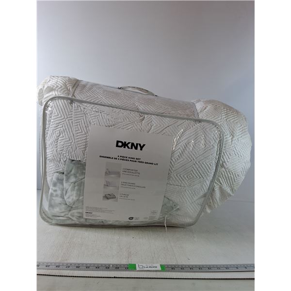 Dkny 4 Piece King Set  (some dirt stains, as is) - PICK UP