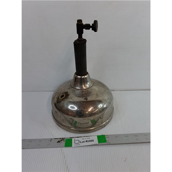 Antique Coleman CQ Quick-Lite Table Lamp Fount
