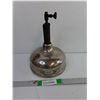 Image 1 : Antique Coleman CQ Quick-Lite Table Lamp Fount
