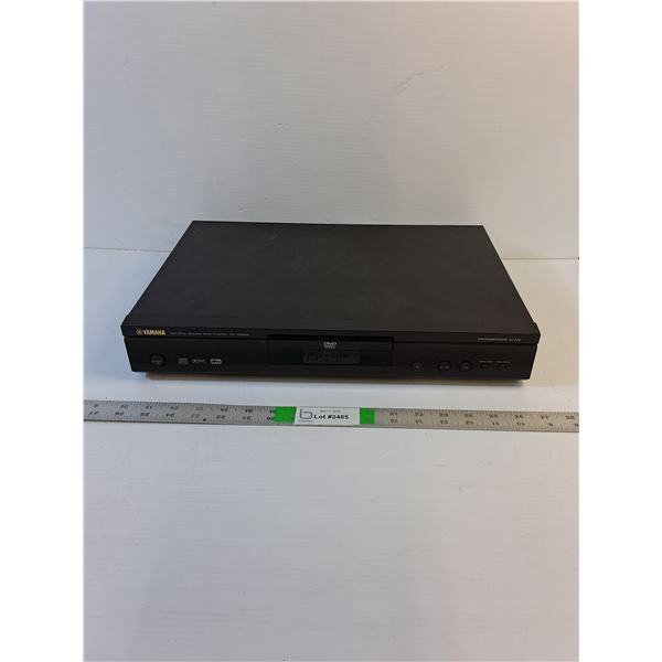 DVD Player  - Yamaha  - No Remote  - Powers On  - As Is