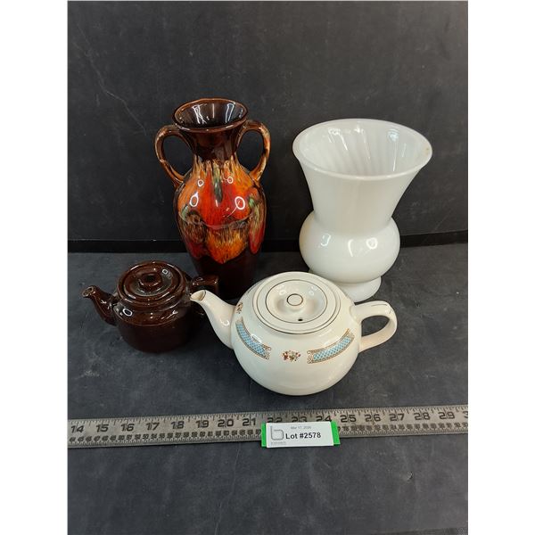 Teapots & Vases - PICK UP