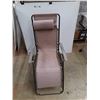 Image 1 : *Folding Lounge Chair 44" x 43" x 26", PICKUP ONLY