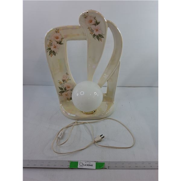 Pearl Style Ceramic Lamp 19" Tall- Powers On - PICK UP