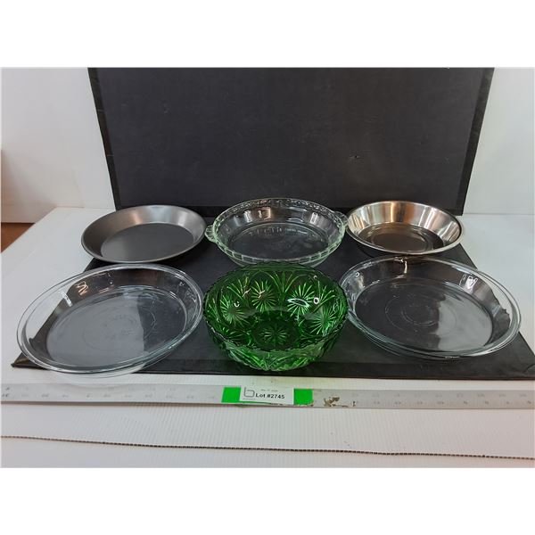 Green Glass Bowl & (5) Pie Plates Up to 10"