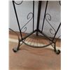 Image 6 : *Metal 90 Degree Corner Shelf, Measurements in Pics, Cannot Ship