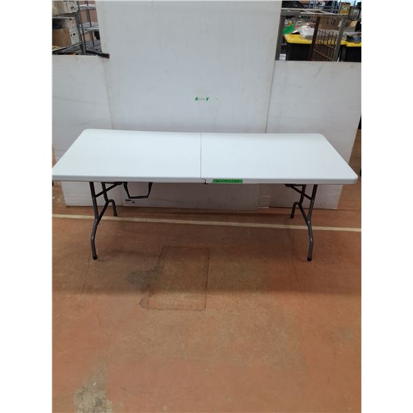* Plastic Folding Table, Measurements in Pics, Cannot Ship