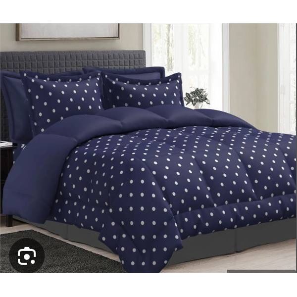 Comfy Bamboo World 7-Piece King BEd in A Bag Set with Polka Dot Design