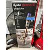 Image 2 : Dyson Cyclone V10 Absolute Cord-Free Vacuum Cleaner