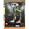 Image 2 : LEGO Star Wars AT-ST Ultimate Collector Series