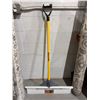 Image 2 : Garant Pro UHMW Snow Pusher with Yellow Handle