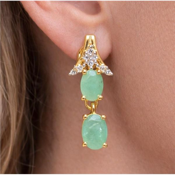 $240, SILVER(2.98g),  GENUINE EMERALD(APP 2CT) DROP STYLE  EARRING, retail value $240