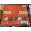 Image 2 : Deavas Belgian Chocolate Assortment Gift Box with 16 Pieces