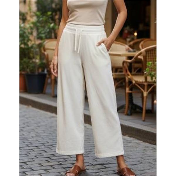 Mondetta M/M White Pants – Mid-Length, Made in China