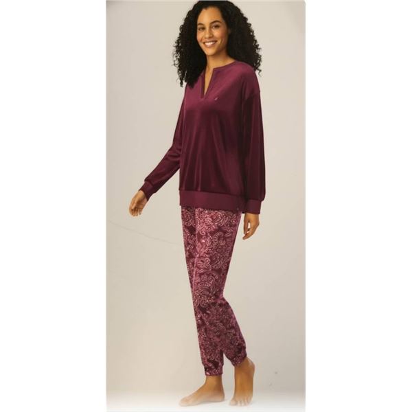 Nautica 2-Piece Women’s Sleepwear Set in S/P Size
