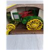 Image 4 : 1:16-ERTL John Deere 1915 Model "R" waterloo Boy Tractor (NIB)