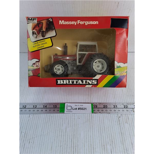 1:32- Britains Massey Ferguson 2680 Tractor (NIB)
