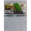 Image 1 : 1:64 ERTL John Deere Equipment Hauling Set (NIB)