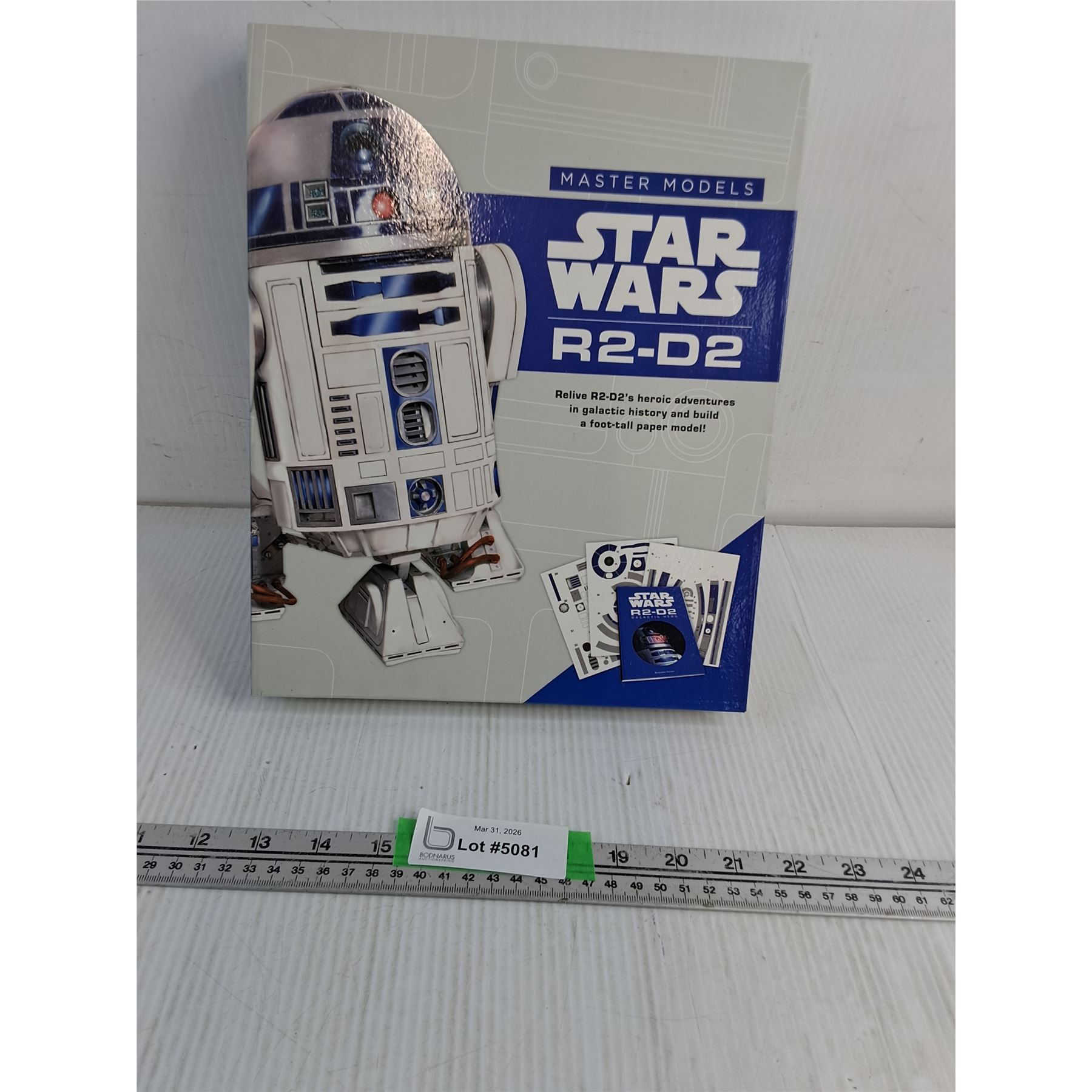 Master Models Star Wars R2-D2 Foot Tall Paper Model Kit - Bodnarus ...