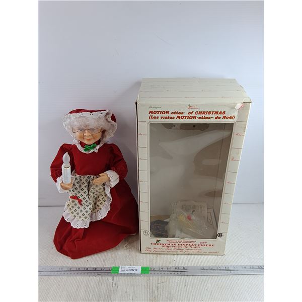 Animated & illuminated Christmas Display Figure - Powers On, As Is