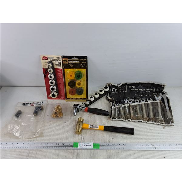 Combination Wrench Set, Ratchet Wrench, Disconnect Tool Set, Brass Hammer, Misc