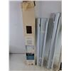 Image 2 : Mainstays Light Filtering Mini Blinds & Cordless Vinyl Mini Blend - PICK UP