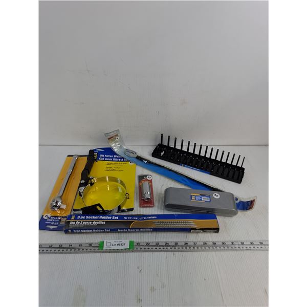 1/2 Ratchet, Oil Filter Wrench, Socket Holders, 13/16" Spark Plug, (8) 3/8" Impact Metric Socket  Se