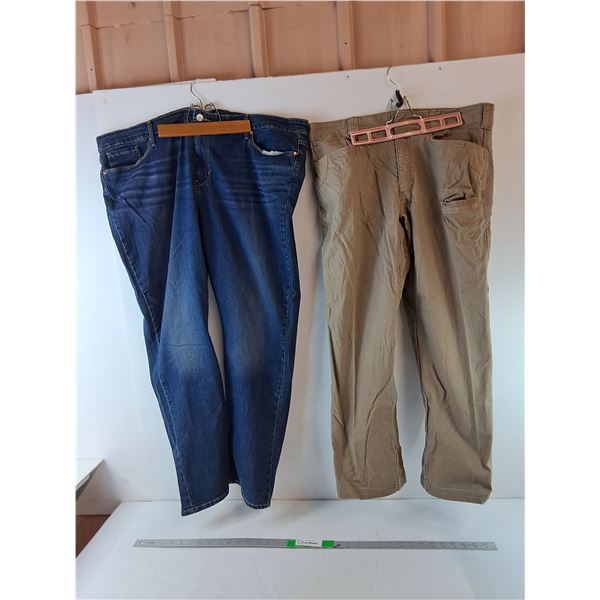 (2) Pairs of Men's Pants- Noble Outfitters 34 x 30 & Levi Strauss 24W