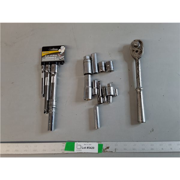 Wobble Extension Set, Ratchet & Sockets